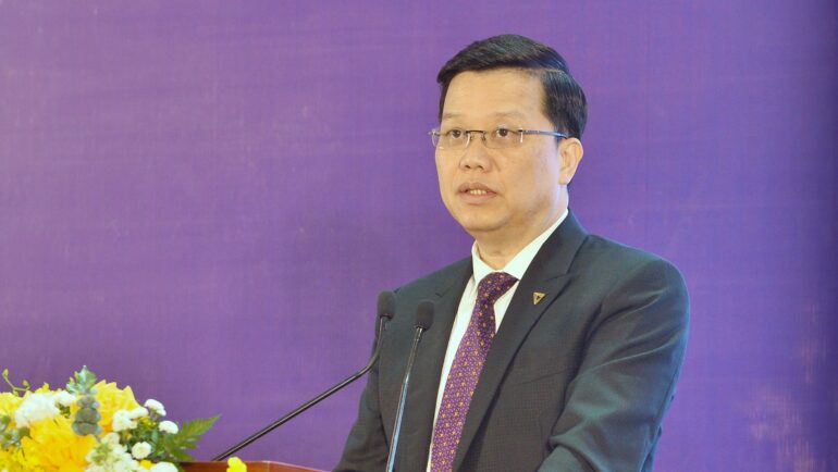 Ông Nguyễn Hưng, CEO TPBank, tại phiên họp thường niên năm 2023. Ảnh: TPB