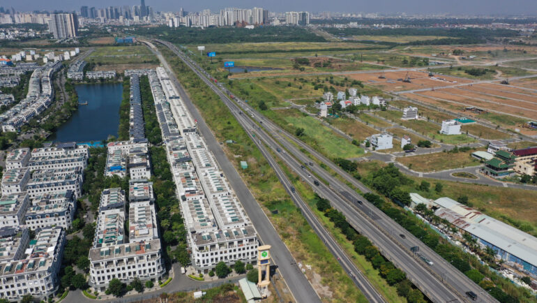 Bất động sản khu Đông TP HCM quanh khu vực Thủ Thiêm. Ảnh: Quỳnh Trần