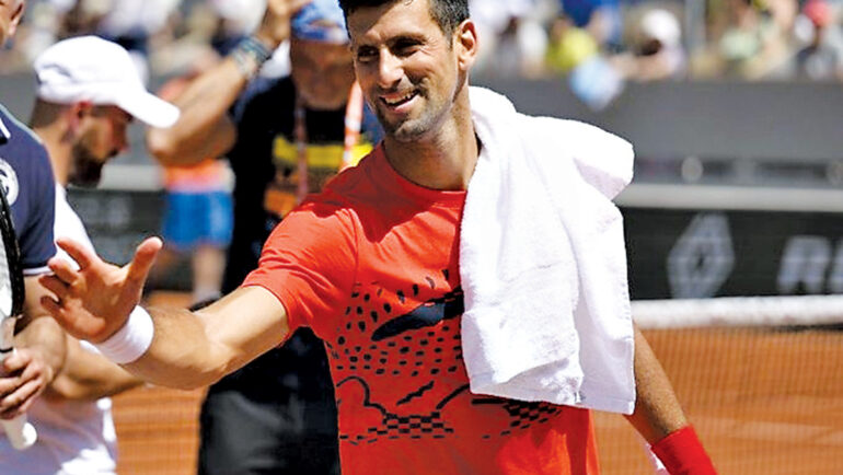 Djokovic trong buổi tập ở Roland Garros hôm 28/5. Ảnh: Eurosport