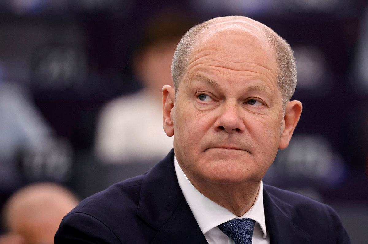 Thủ tướng Đức Olaf Scholz phát biểu trước Nghị viện châu Âu tại Strasbourg, Pháp, ngày 9/5. Ảnh: Reuters