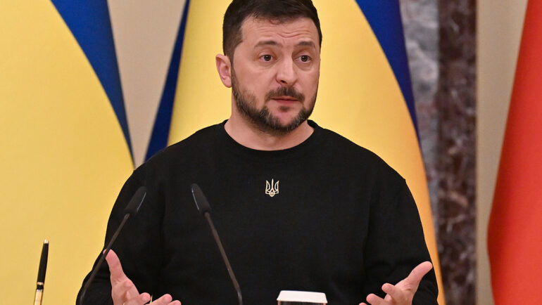 Tổng thống Volodymyr Zelensky tại Kiev, Ukraine ngày 28/4. Ảnh: AFP