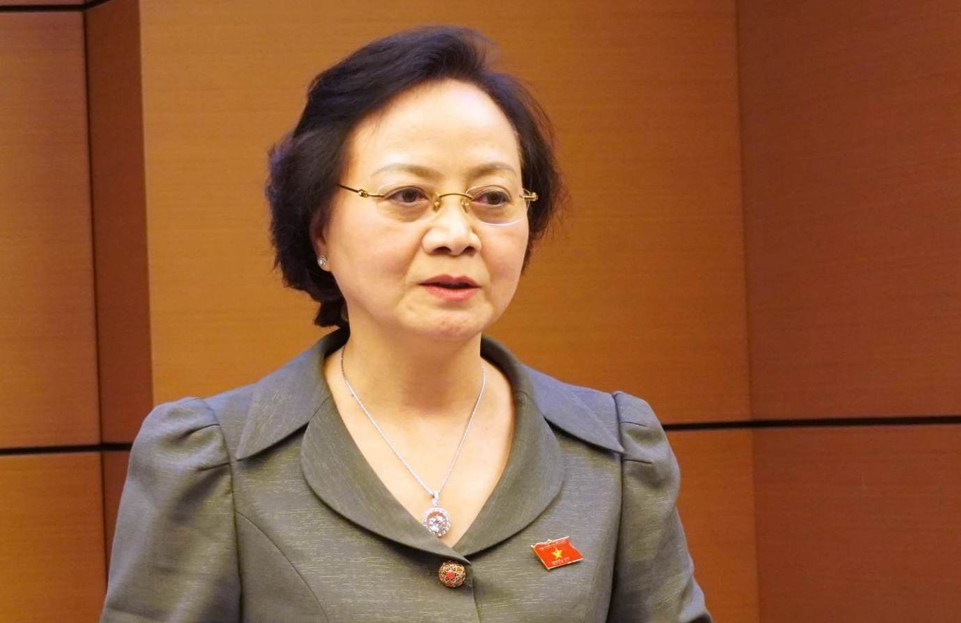 Bộ trưởng Nội vụ Phạm Thị Thanh Trà phát biểu tại tổ thảo luận của Quốc hội, sáng 25/5. Ảnh: Hoàng Phong