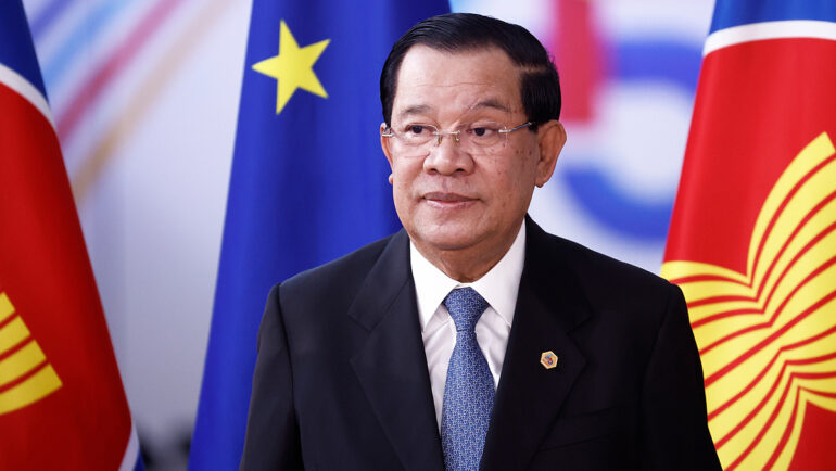 Thủ tướng Campuchia Hun Sen dự hội nghị thượng đỉnh EU - ASEAN tại Brussels, Bỉ tháng 12/2022. Ảnh: AFP