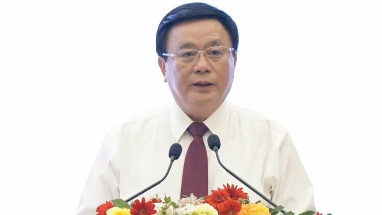 GS. TS Nguyễn Xuân Thắng, Giám đốc Học viện Chính trị quốc gia Hồ Chí Minh, Chủ tịch Hội đồng Lý luận Trung ương, phát biểu tại hội thảo sáng 19/5. Ảnh: Hoàng Phong