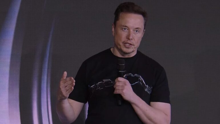 Elon Musk tại cuộc họp hôm 16/5. Ảnh: Tesla