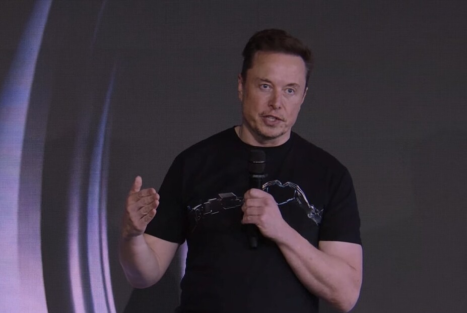 Elon Musk tại cuộc họp hôm 16/5. Ảnh: Tesla