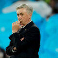 Ancelotti trầm ngâm trong trận thua Man City 0-4 tối 17/5. Ảnh: EFE