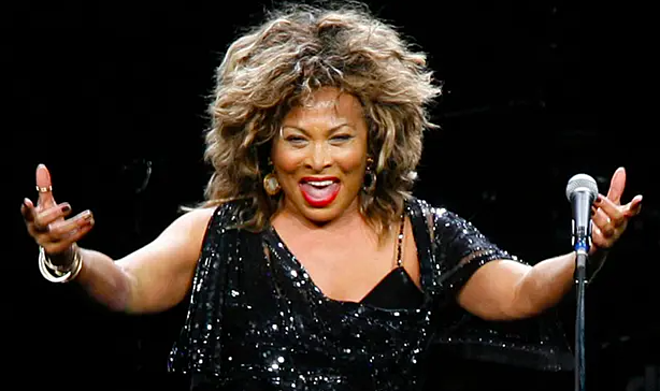 Tina Turner trong một buổi biểu diễn năm 2019. Ảnh: AP