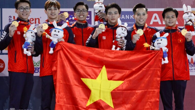 Nam thần của Thể dục Dụng cụ Việt Nam được khen phong cách