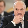 Tổng thống Belarus Alexander Lukashenko tham dự một cuộc họp tại Điện Kremlin, Nga ngày 25/5. Ảnh: AFP