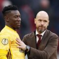 Ten Hag động viên Onana sau một trận đấu thời cả hai còn phụng sự Ajax. Ảnh: ANP