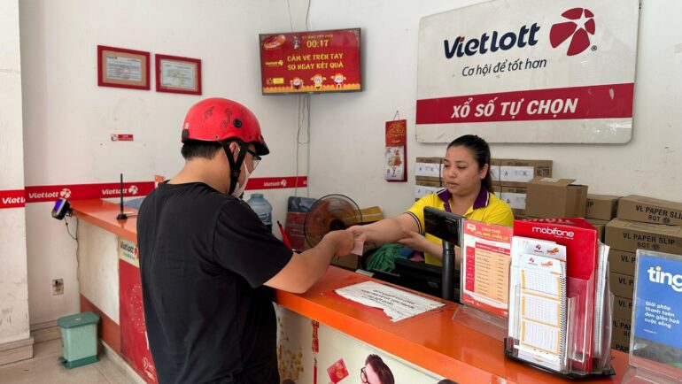 Một điểm bán Vietlott, trong hệ thống hơn 5000 điểm bán trên toàn quốc. Ảnh: Vietlott