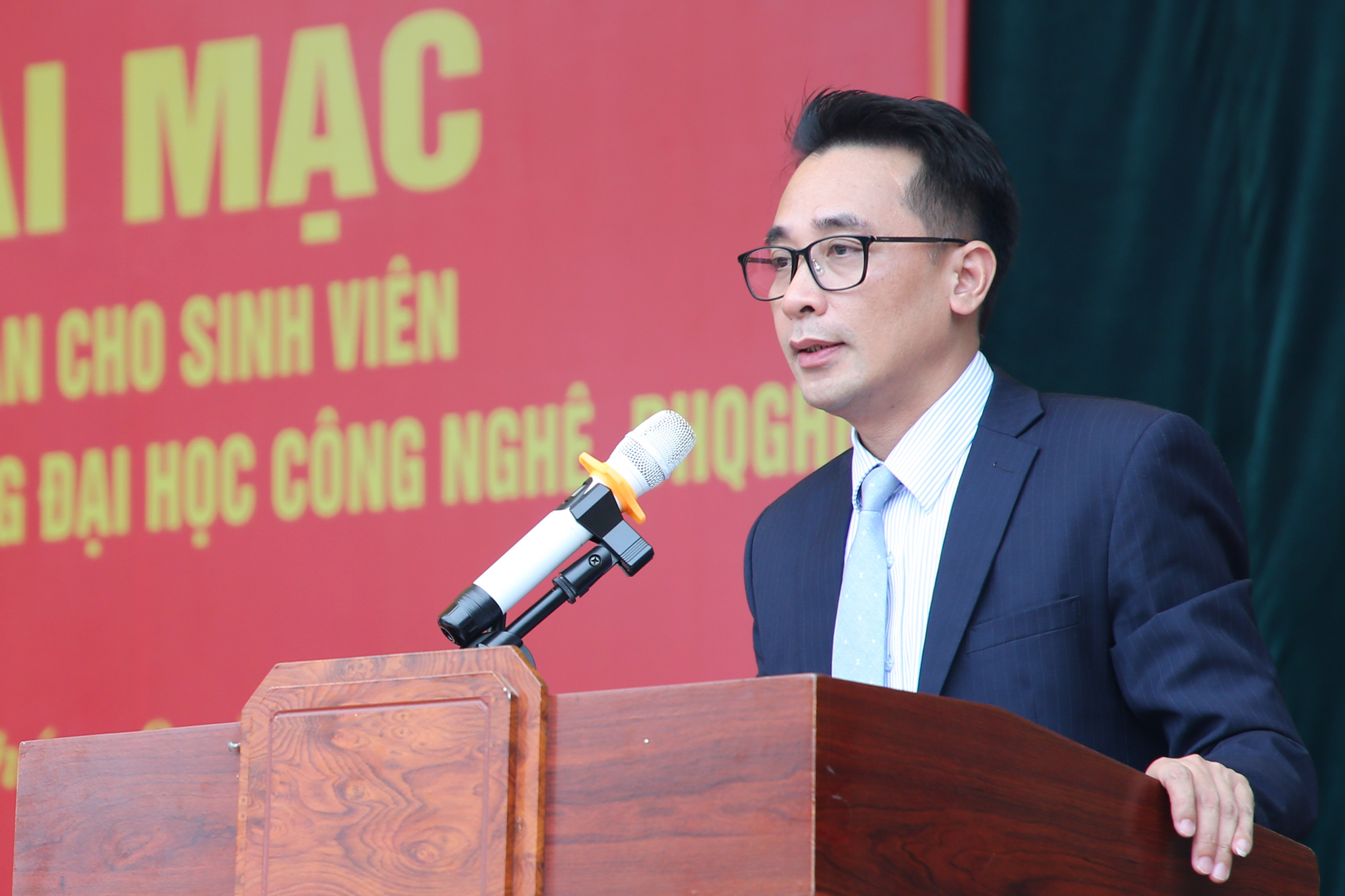 Giáo sư Chử Đức Trình. Ảnh: NVCC