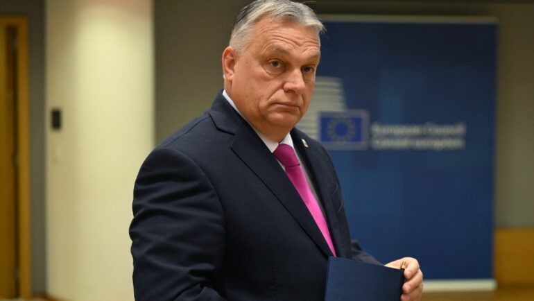 Thủ tướng Hungary Viktor Orban tại Brussels, Bỉ, hôm 14/12/2023. Ảnh: AFP