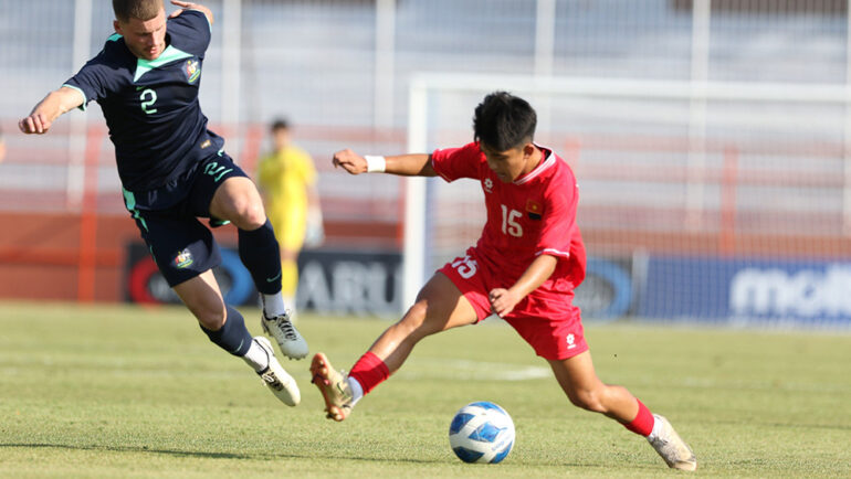 Việt Nam không còn quyền tự quyết trong cuộc đua giành vé vào bán kết giải U19 Đông Nam Á sau trận thua Australia ngày 21/7. Ảnh: Đoàn Huynh