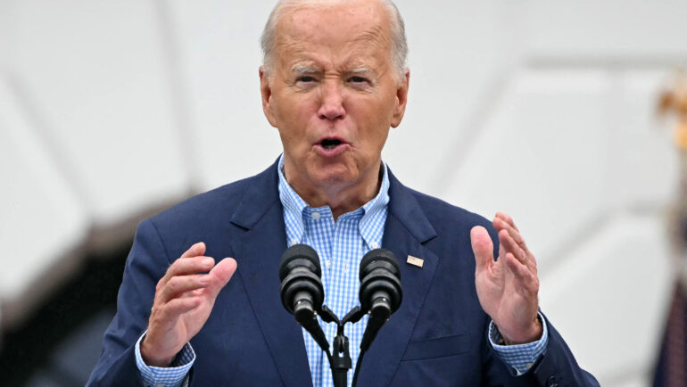 Tổng thống Joe Biden phát biểu tại Bãi cỏ phía Nam Nhà Trắng, Washington ngày 4/7. Ảnh: AFP