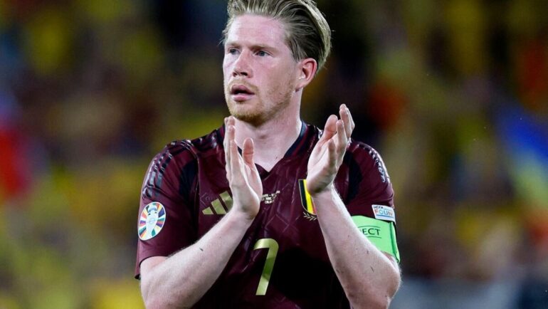 De Bruyne mừng trận Bỉ thắng Romania 2-0 ở vòng bảng Euro 2024. Ảnh: Reuters