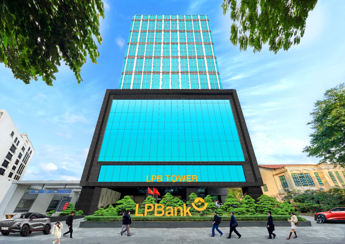 Trụ sở LPBank tại 17 phố Tông Đản, Hoàn Kiếm, Hà Nội. Ảnh: LPBank