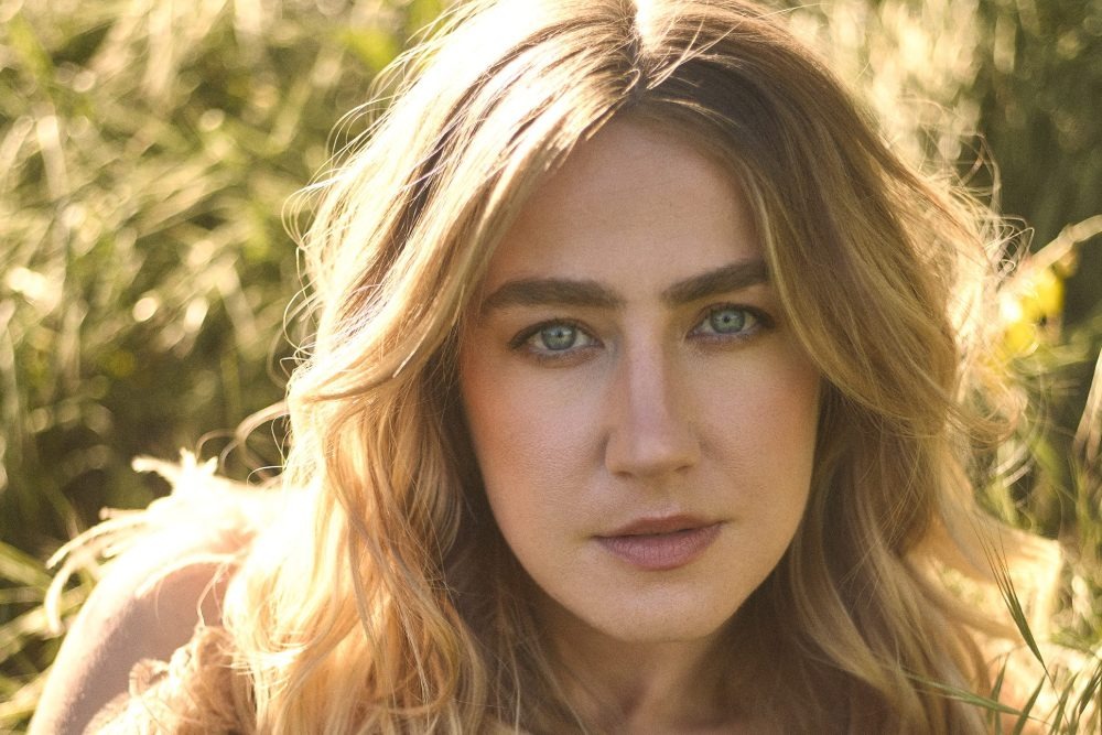 Ca sĩ Ingrid Andress. Ảnh: Warner Records