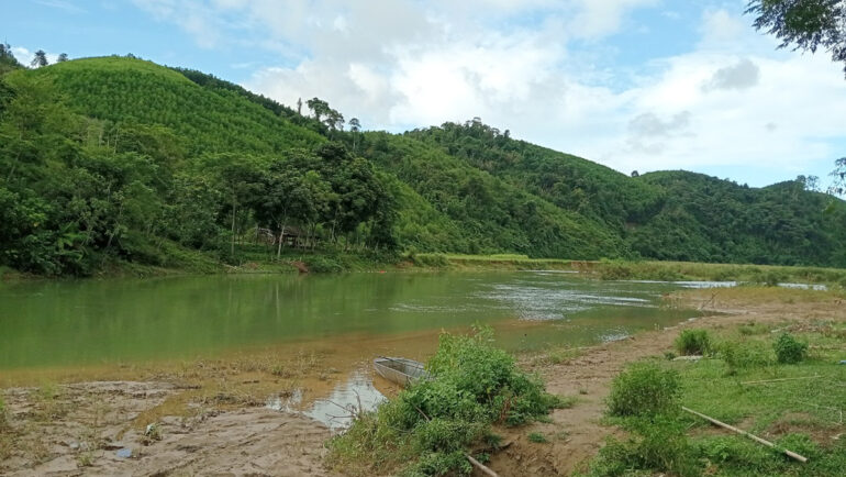 Suối Vều, nơi chị Lan và Hằng gặp nạn. Ảnh: Hùng Lê