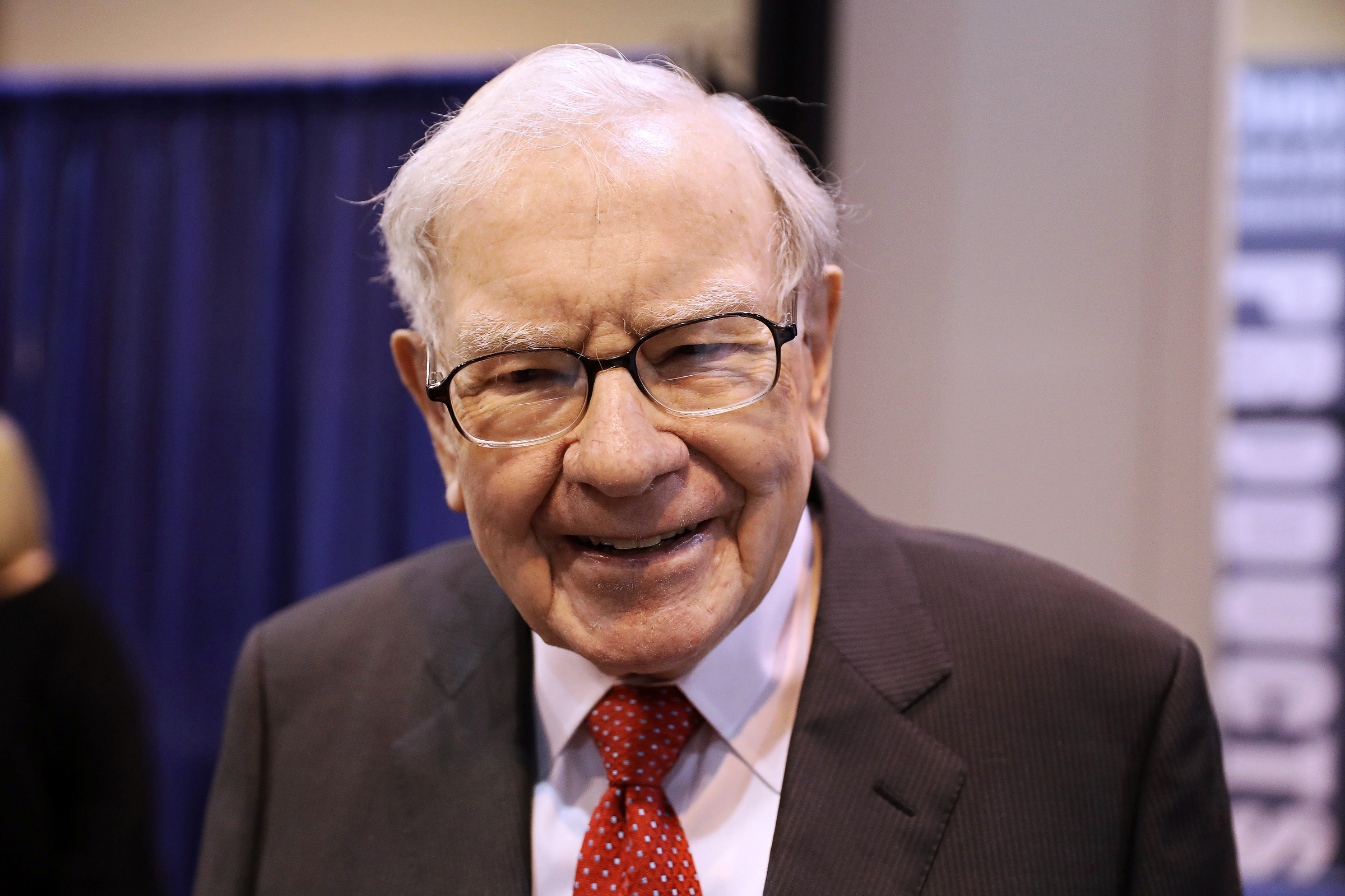 Chủ tịch Berkshire Hathaway Warren Buffett tại ĐHCĐ của công ty ở Nebraska (Mỹ). Ảnh: Reuters