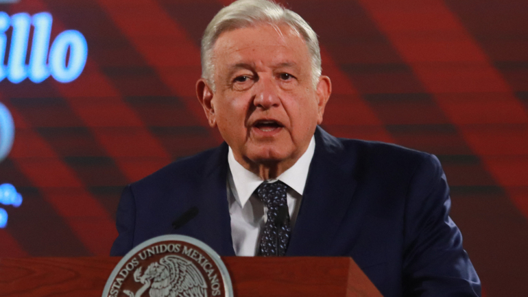 Tổng thống Mexico Andres Manuel Lopez Obrador trong cuộc họp báo ở thủ đô Mexico City ngày 7/8. Ảnh: AFP