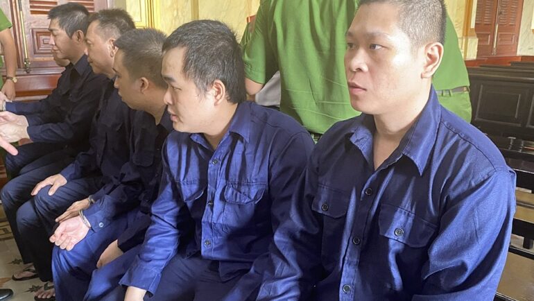 Các bị cáo tại tòa hôm nay. Ảnh: Hải Duyên