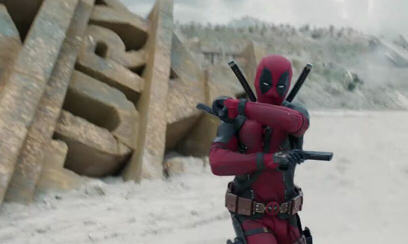 Phía sau Deadpool là logo của hãng phim 20th Century Fox. Ảnh: Marvel Studios