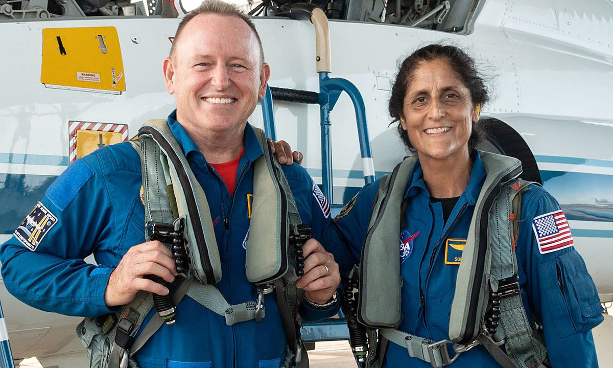 Phi hành gia Butch Wilmore và Suni Williams. Ảnh: NASA/Robert Markowitz