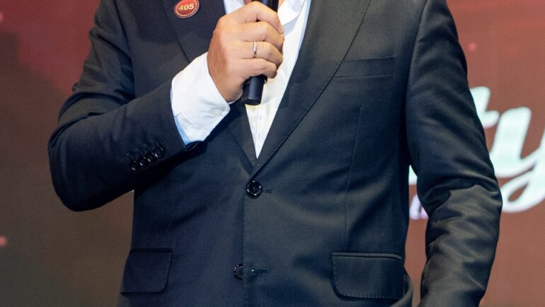 Phong độ tuổi U60 của Quyền Linh. Ảnh: Nhân vật cung cấp