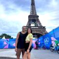 Veirra và Santos chụp ảnh lưu niệm bên dưới tháp Eiffel, khi sang Paris dự Olympic 2024. Ảnh: Instagram / Ana Carolina Vieira