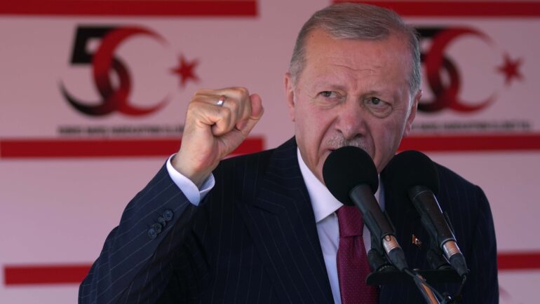 Tổng thống Thổ Nhĩ Kỳ ngày 27/7 phát biểu tại Rize. Ảnh: AFP