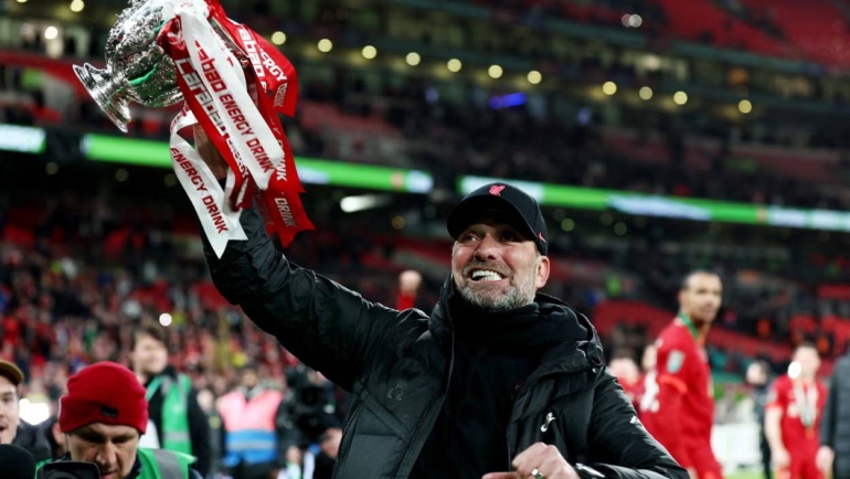 Klopp giành Cup Liên đoàn Anh với Liverpool hồi tháng 2/2024. Ảnh: Reuters