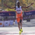 Nageeye về nhất New York City Marathon 2024 ngày 3/11. Ảnh: AP