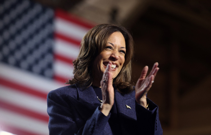 Ứng viên tổng thống đảng Dân chủ Kamala Harris tại cuộc vận động tranh cử ở Lansing, bang Michigan ngày 3/11. Ảnh: AFP