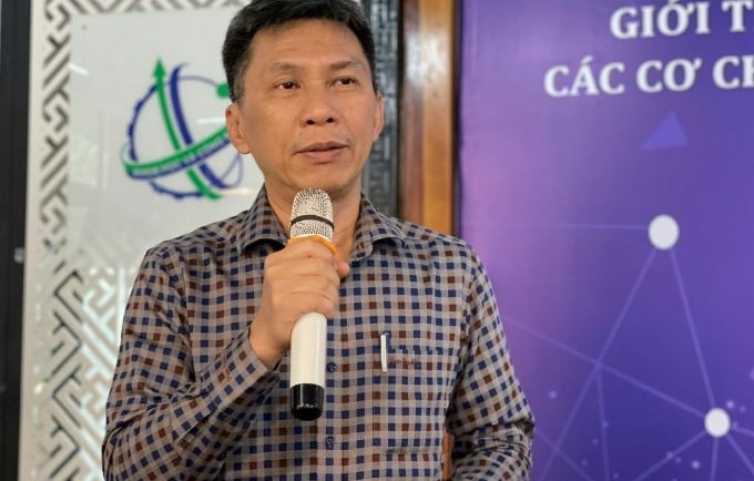 Giám đốc Sở Khoa học và Công nghệ TP HCM Nguyễn Việt Dũng chia sẻ cơ chế hoạt động của Sihub sáng 11/10. Ảnh: Hà An