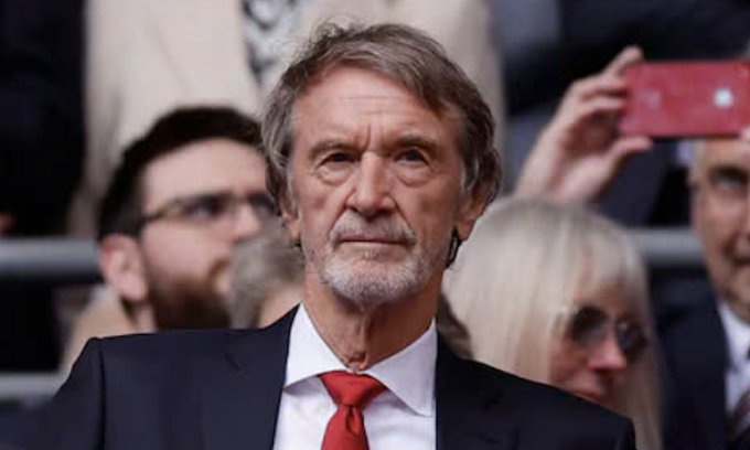 Jim Ratcliffe dự khán chung kết Cup FA giữa Man Utd và Man City trên sân Wembley, thành phố London, Anh ngày 25/5/2024. Ảnh: Reuters