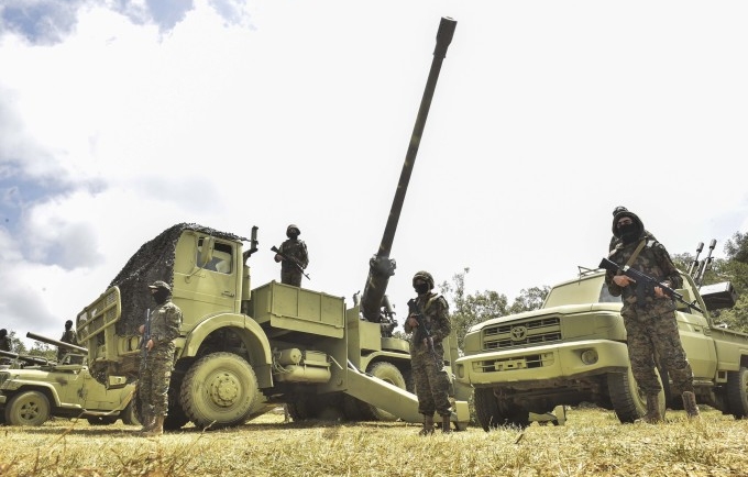 Thành viên Hezbollah trong cuộc diễn tập ở Aaramta, miền nam Lebanon, gần biên giới với Israel hồi tháng 5/2023. Ảnh: Reuters