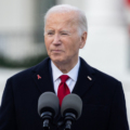 Tổng thống Mỹ Joe Biden phát biểu tại Nhà Trắng ngày 1/12. Ảnh: AFP